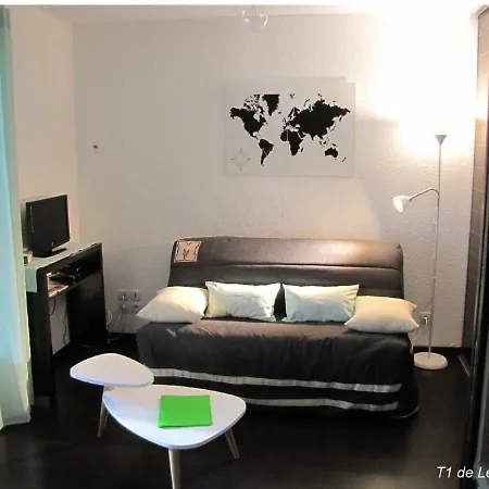 Apartment T1 De Letious *